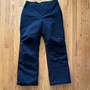 Obermeyer sz 14 short women’s black ski pants great pre owned condition.